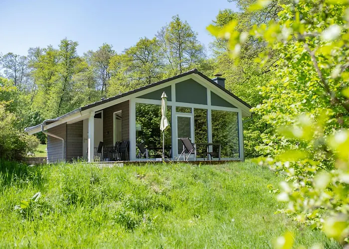 Bis 4 Personen F0h7 *